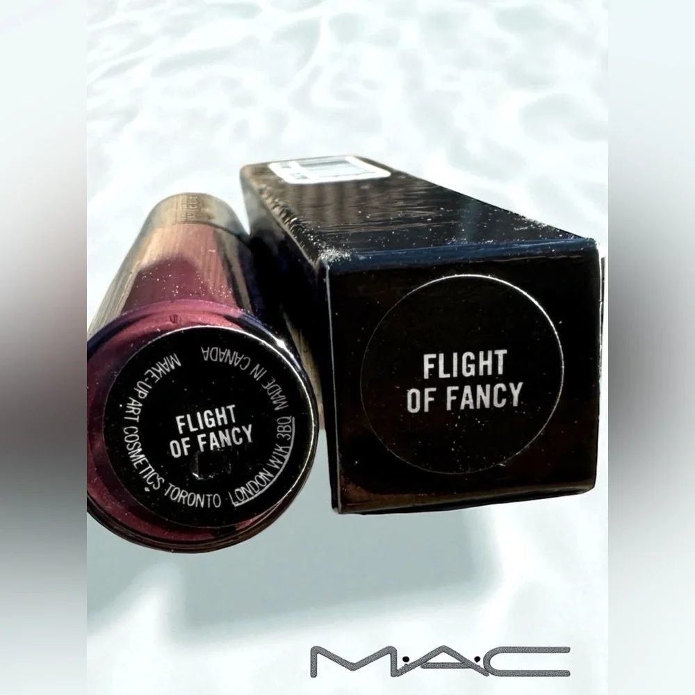 MAC FLIGHT OF FANCY LIPGLASS. LIMITED EDITION. NEW IN BOX.